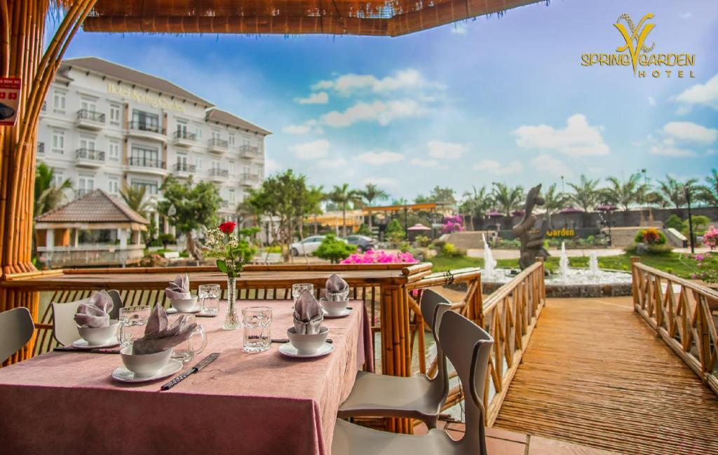 Spring Garden Hotel Lk Long Khanh Экстерьер фото