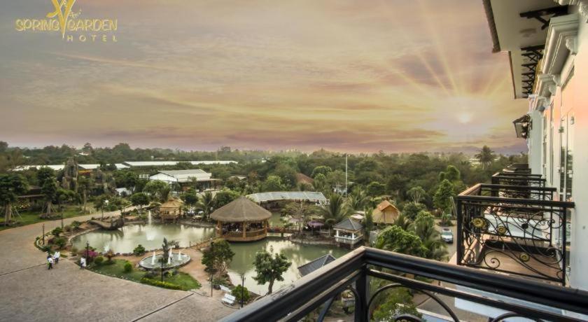 Spring Garden Hotel Lk Long Khanh Экстерьер фото