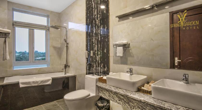Spring Garden Hotel Lk Long Khanh Экстерьер фото